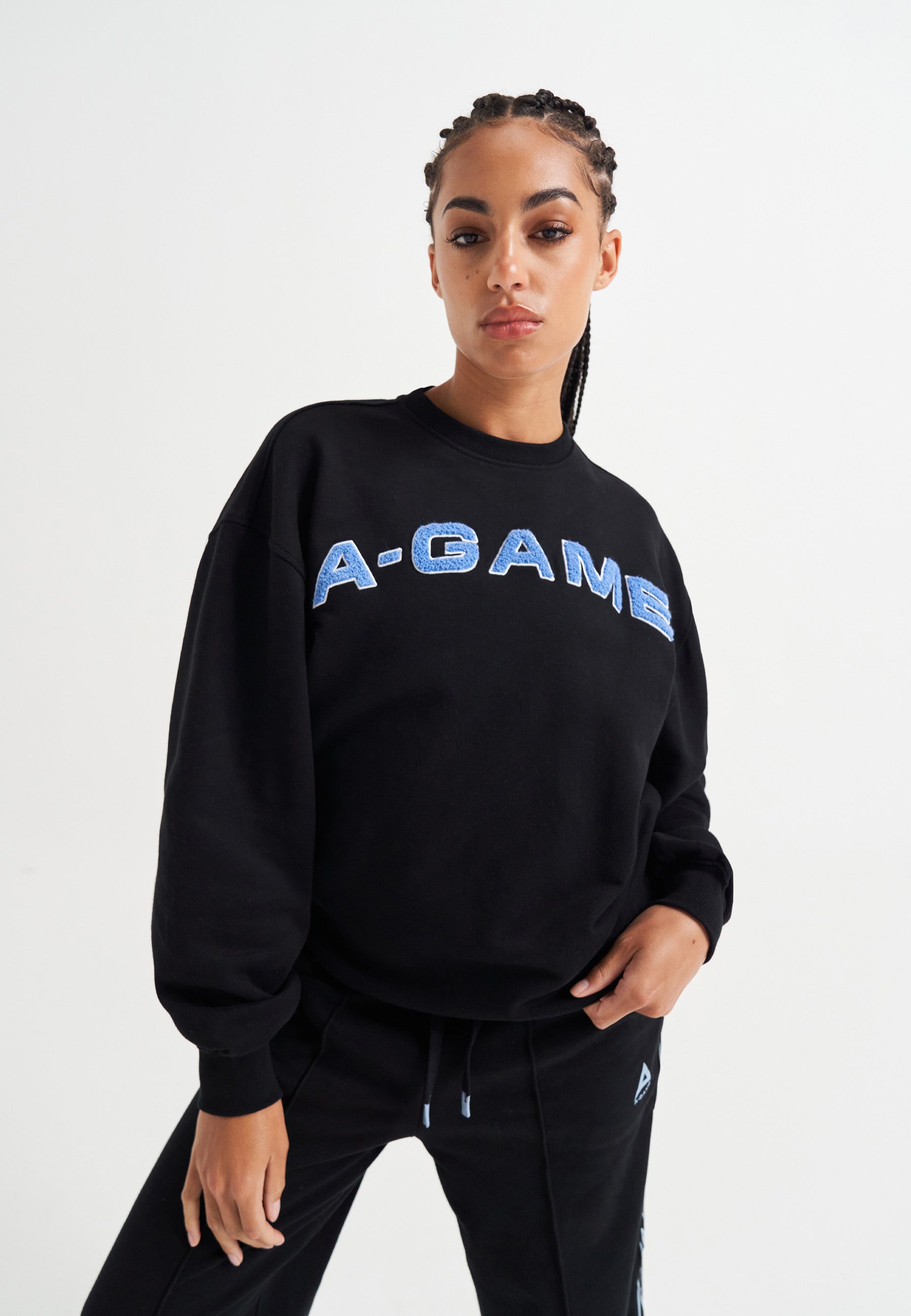 Felpa con logo in ciniglia A-Game da donna - Nera