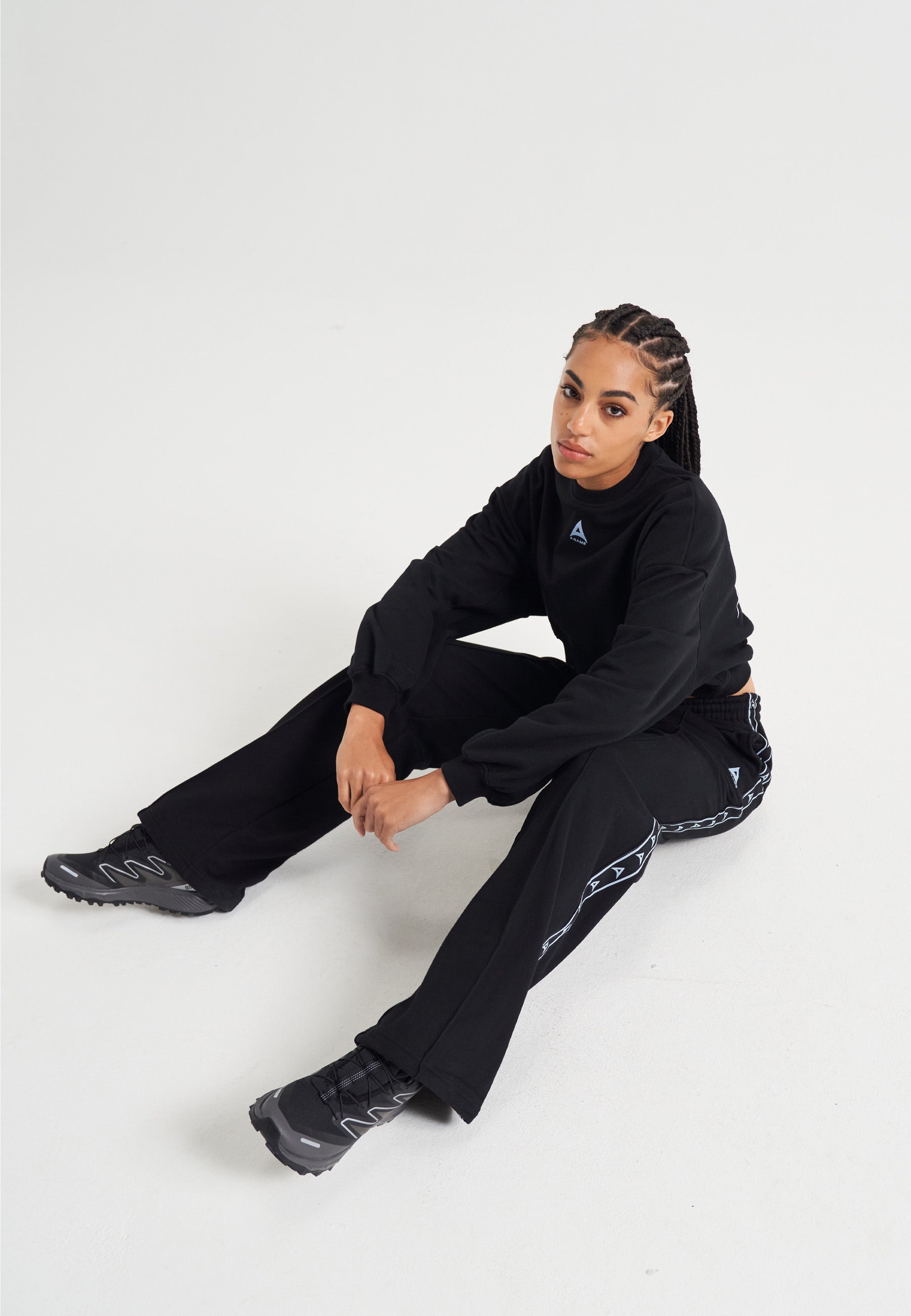 PANTALON DE SWEAT À JAMBE DROITE AVEC RUBAN A-GAME POUR FEMME - NOIR